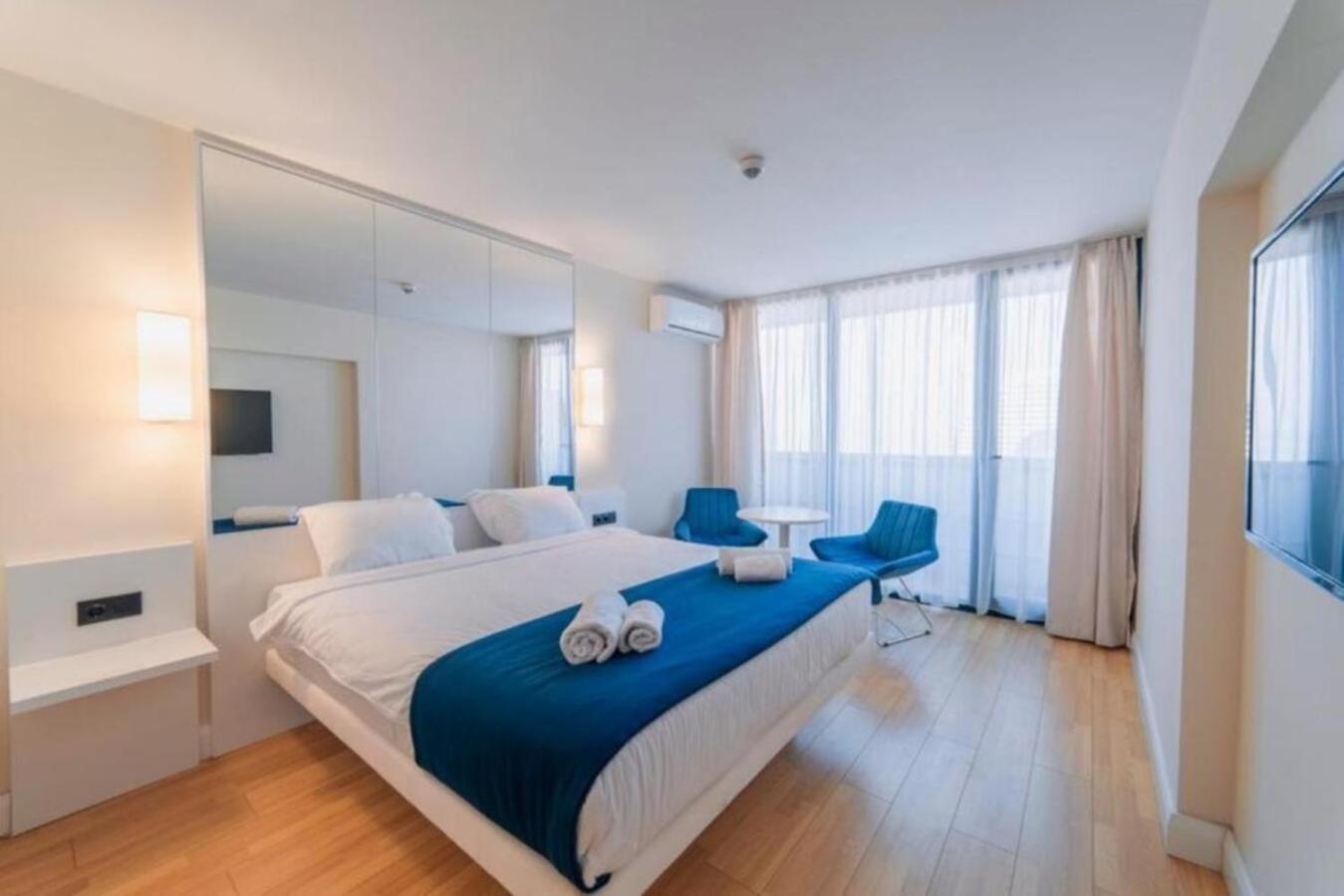 شقة Holiday In Orbi باتومي المظهر الخارجي الصورة
